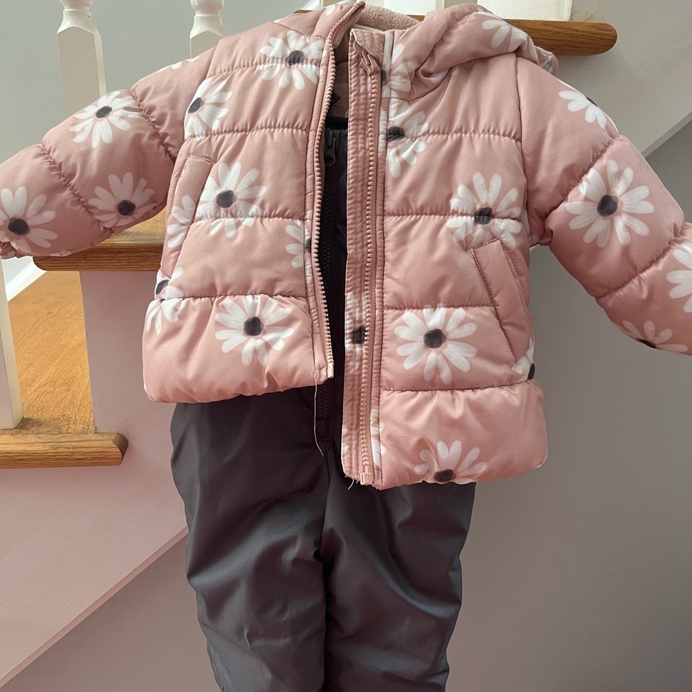 Carter’s 12month Snowsuit